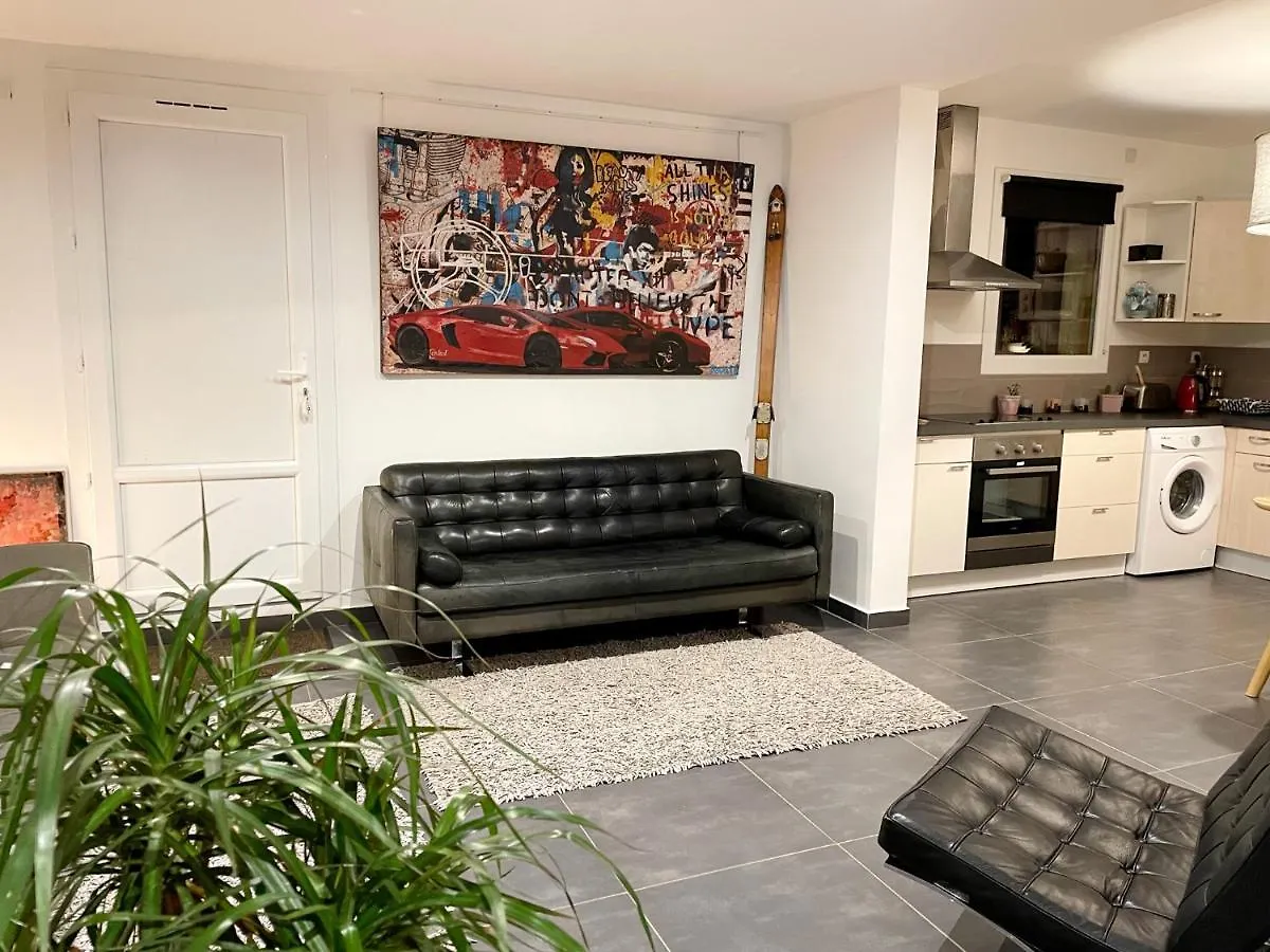 Appartement Art_Booking . . . By Benoit_B Duingt
